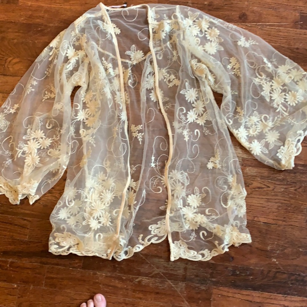 NWOT SZ M Lacy, bell-sleeved cardigan